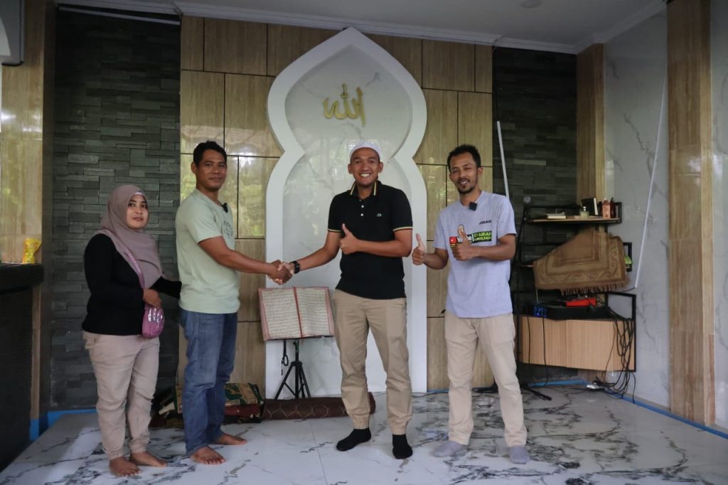 Showroom Mobil Bekas Syariah Ini Bagi-Bagi Umrah Gratis Buat Pembeli Setia!